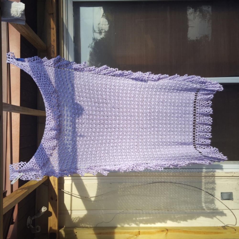 Crochet throw - Picture 2 of 7